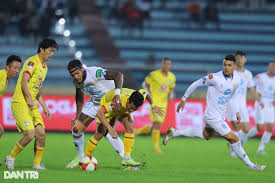 Nam Định mất ngôi sao ở trận gặp Hoàng Anh Gia Lai