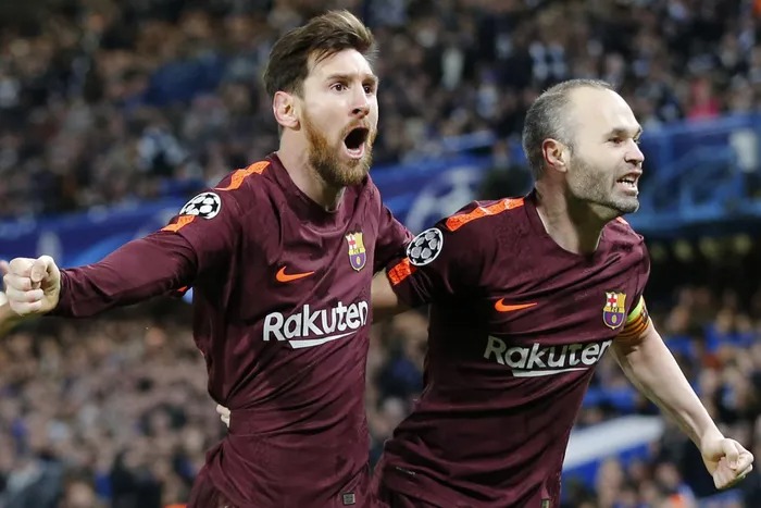 Lionel Messi tri ân Andres Iniesta theo cách đặc biệt khiến người hâm mộ xúc động