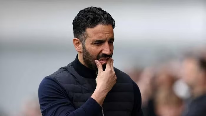 HLV Ruben Amorim: Man Utd chưa đủ bản lĩnh chinh chiến cùng lúc Ngoại hạng Anh và