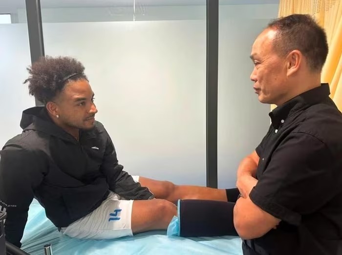 Nguyễn Xuân Son báo tin cực vui: Sắp tái xuất sân cỏ sau chấn thương nghiêm trọng