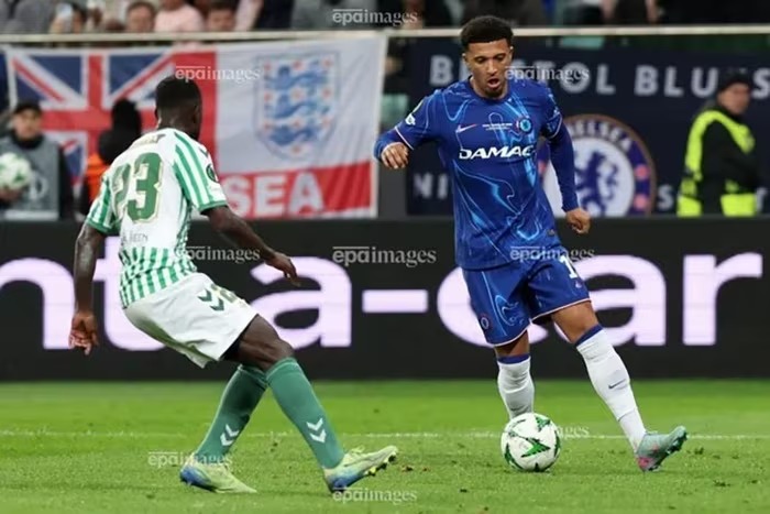 MU chốt danh sách 5 ngôi sao thay thế Bryan Mbeumo: Bất ngờ gọi tên cả Sancho