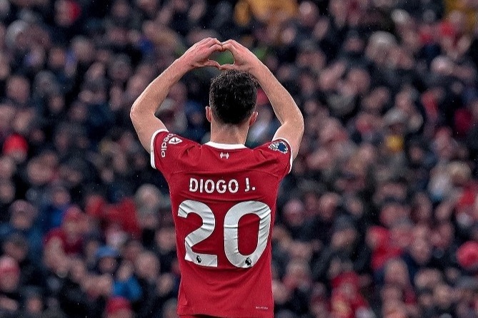 Liverpool treo áo số 20 vĩnh viễn vinh danh Diogo Jota sau tai nạn thảm khốc