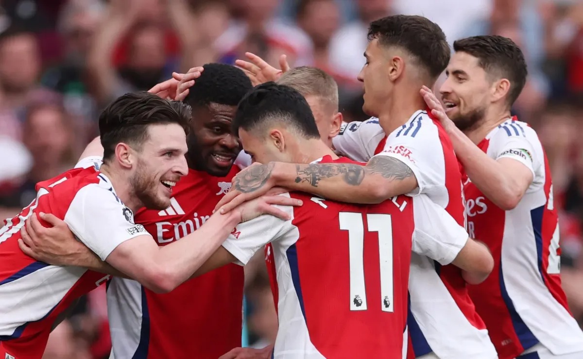 UEFA thay đổi luật: Cho phép bổ sung cầu thủ thay thế tạm thời tại Champions League