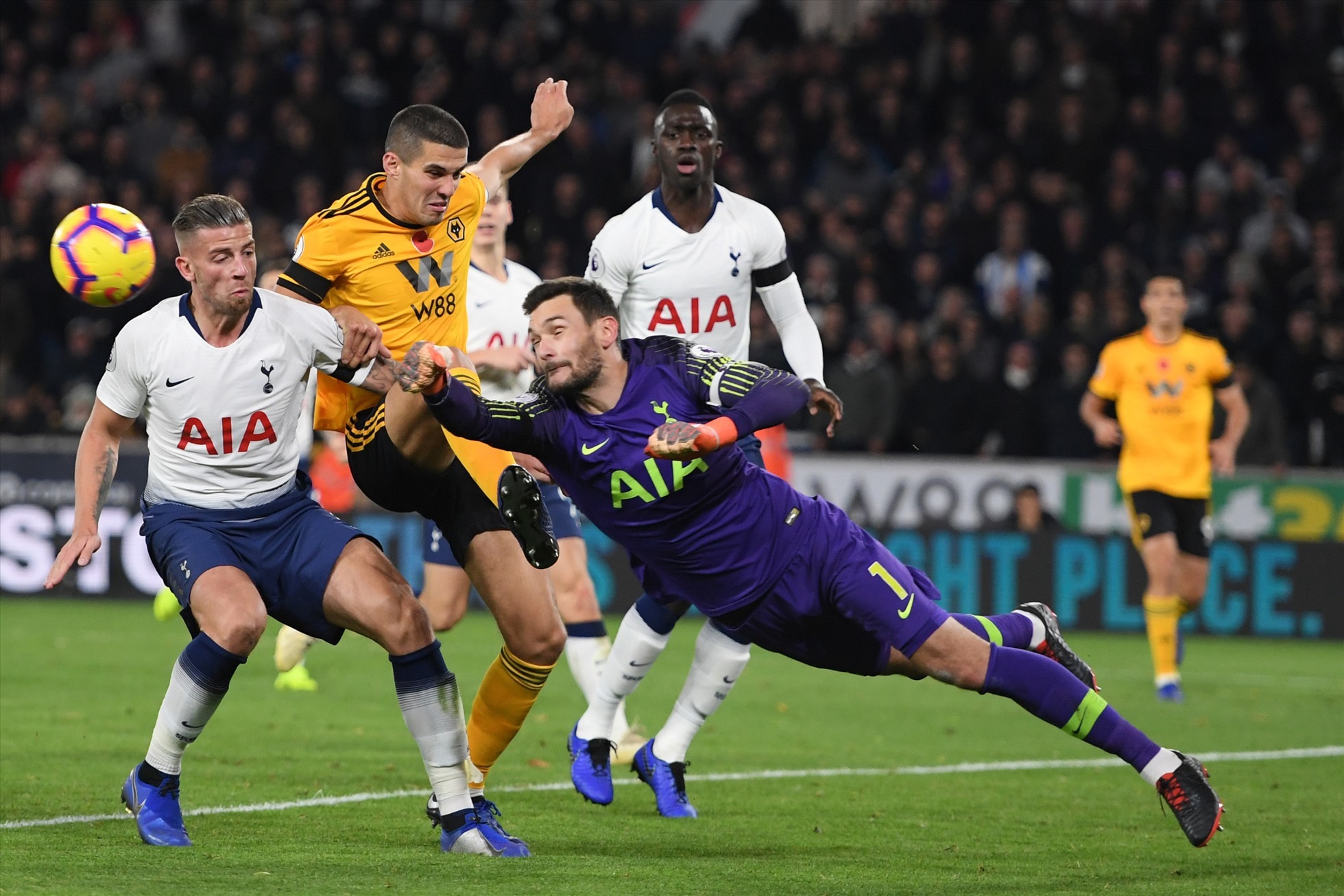 Tottenham vs Wolves: Trận chiến nhiều duyên nợ