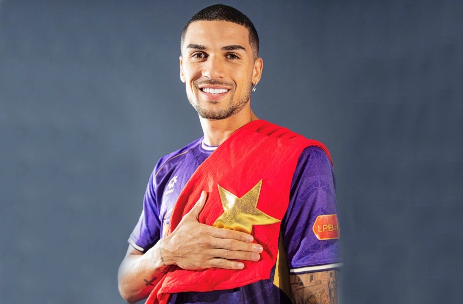 Hendrio chính thức nhập quốc tịch Việt Nam, lấy tên Đỗ Hoàng Hên – mở ra cơ hội khoác áo đội tuyển quốc gia