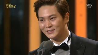 Joo Won làm  bá chủ  Daesang, Kim Tae Hee lại giành giải diễn viên xuất sắc
