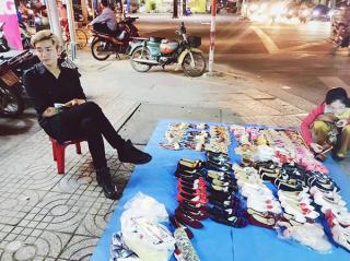 Sao Việt 7/1: Ngọc Trinh sưu tầm mẫu để copy, Tóc Tiên sexy bên Quán quân ANTM