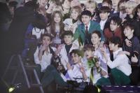 EXO phá kỷ lục của SNSD,  thống trị  Seoul Music Awards 3 năm liên tiếp