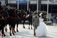 Giới trẻ Trung Quốc thời hiện đại: Yêu sớm, kết hôn muộn