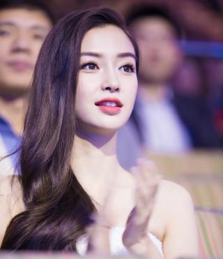 Huỳnh Hiểu Minh ghen vì vợ hôn bạn diễn?