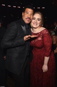 Adele hội ngộ Lionel Richie, dàn sao nô nức đi tiệc hậu Grammy 2016
