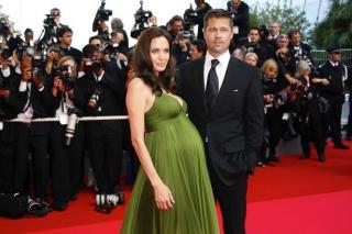 Câu chuyện  người thứ ba  của Angelina Jolie