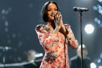 Lý do thật sự khiến Rihanna hủy diễn tại Grammy