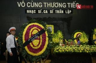 Biển người  tiễn đưa Trần Lập về nơi yên nghỉ cuối cùng
