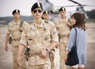 Thủ tướng Thái Lan muốn gặp Song Joong Ki