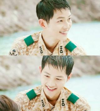 Đạo diễn  Hậu duệ mặt trời  chê Song Joong Ki nữ tính