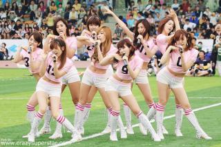 Vì sao fan SNSD lại ghét TWICE?