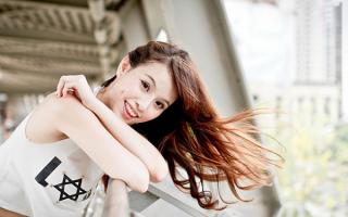 Top 3 kiểu con gái dù không xinh nhưng vẫn quyến rũ