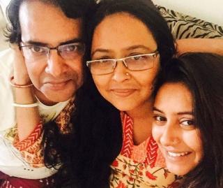 Bạn trai từng dọa kết liễu cả gia đình  Cô dâu 8 tuổi  Pratyusha Banerjee