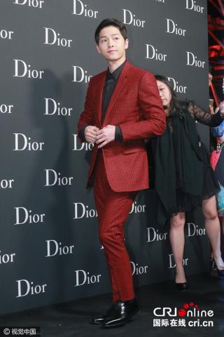 Song Joong Ki được săn đón giữa dàn sao Trung Quốc