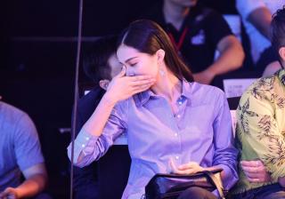 Hạ Vi lần đầu xuất hiện cùng Cường Đô La ở sự kiện