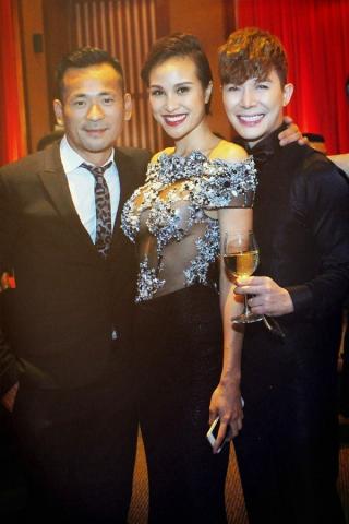 Phương Mai có thể bị phạt vì mặc váy hở hang