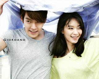 Bắt gặp Kim Woo Bin và Shin Min Ah hẹn hò công khai, diện đồ đôi tại nhà hàng Ý nổi tiếng