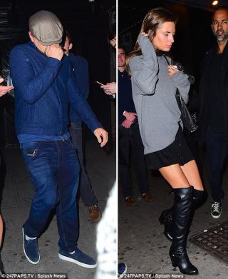 Leonardo DiCaprio vui vẻ với mỹ nhân lúc nửa đêm