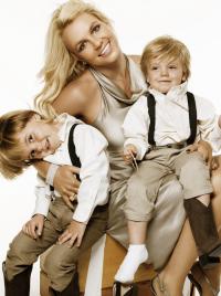 Tình mẹ thật vĩ đại, như cách mà Britney Spears vươn lên sau khủng hoảng vì hai con trai