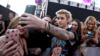 Justin Bieber:  Tôi cảm thấy như động vật trong vườn thú 