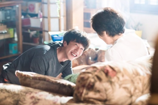  Chàng Hươu  Lee Kwang Soo và  mẹ  lấy nước mắt khán giả