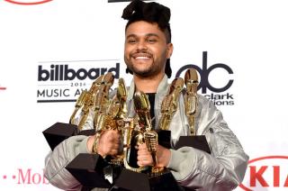 ​The Weeknd, Adele thắng đậm tại Billboard Music Awards 2016