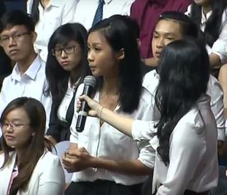 Suboi thể hiện khả năng đọc rap trước Tổng thống Obama