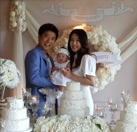 Ahn Jae Wook làm tiệc 100 ngày cho con gái cưng