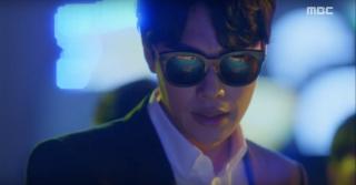 Fan  Cún  Ryu Jun Yeol sẽ sáng rỡ mắt với hình ảnh CEO ngầu lòi trong “Lucky Romance”!