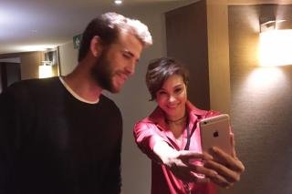 Phương Mai gặp gỡ tài tử Liam Hemsworth tại Úc