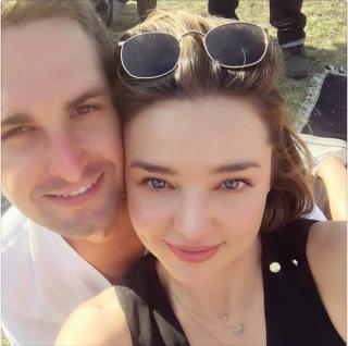 Miranda Kerr gửi lời yêu ngọt ngào tới bạn trai tỷ phú