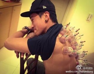 Hà Nhuận Đông: Nam thần thích khoe body, yêu gián, nghiện ăn