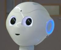 Robot làm việc ở bệnh viện, nói được 19 thứ tiếng