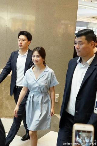 Song Hye Kyo trẻ đẹp đến từng centimet