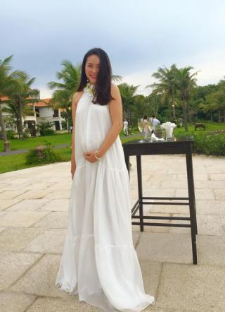 Phan Như Thảo lấy chồng đại gia và đang có bầu 7 tháng  vẫn tiền bạc rạch ròi 