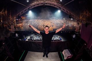 Martin Garrix công bố lịch diễn tại Hà Nội trên website chính thức của mình