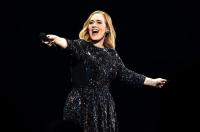 Adele từ chối biểu diễn Super Bowl: ‘Tôi không phải Beyoncé 