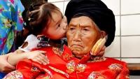 Cụ bà Trung Quốc đón sinh nhật 119 tuổi