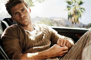 Tài tử Scott Eastwood ám ảnh về cái chết thảm khốc của bạn gái