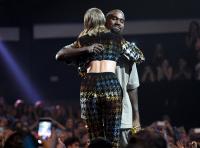 Taylor Swift nói  KHÔNG  với VMAs 2016 vì Kanye có 4 phút trên sân khấu?