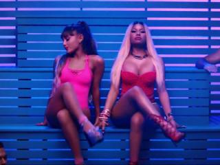 Ariana Grande, Nicki Minaj tung MV chung nóng bỏng