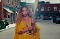 Beyonce quậy phá trong MV mừng sinh nhật tuổi 35