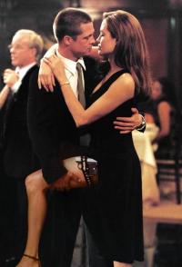 Điểm lại những cột mốc tình yêu giữa Brad Pitt - Angelina Jolie