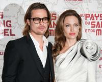 Brad Pitt phản pháo Angelina Jolie:  Cô đang khiến con chúng ta gặp nguy hiểm 